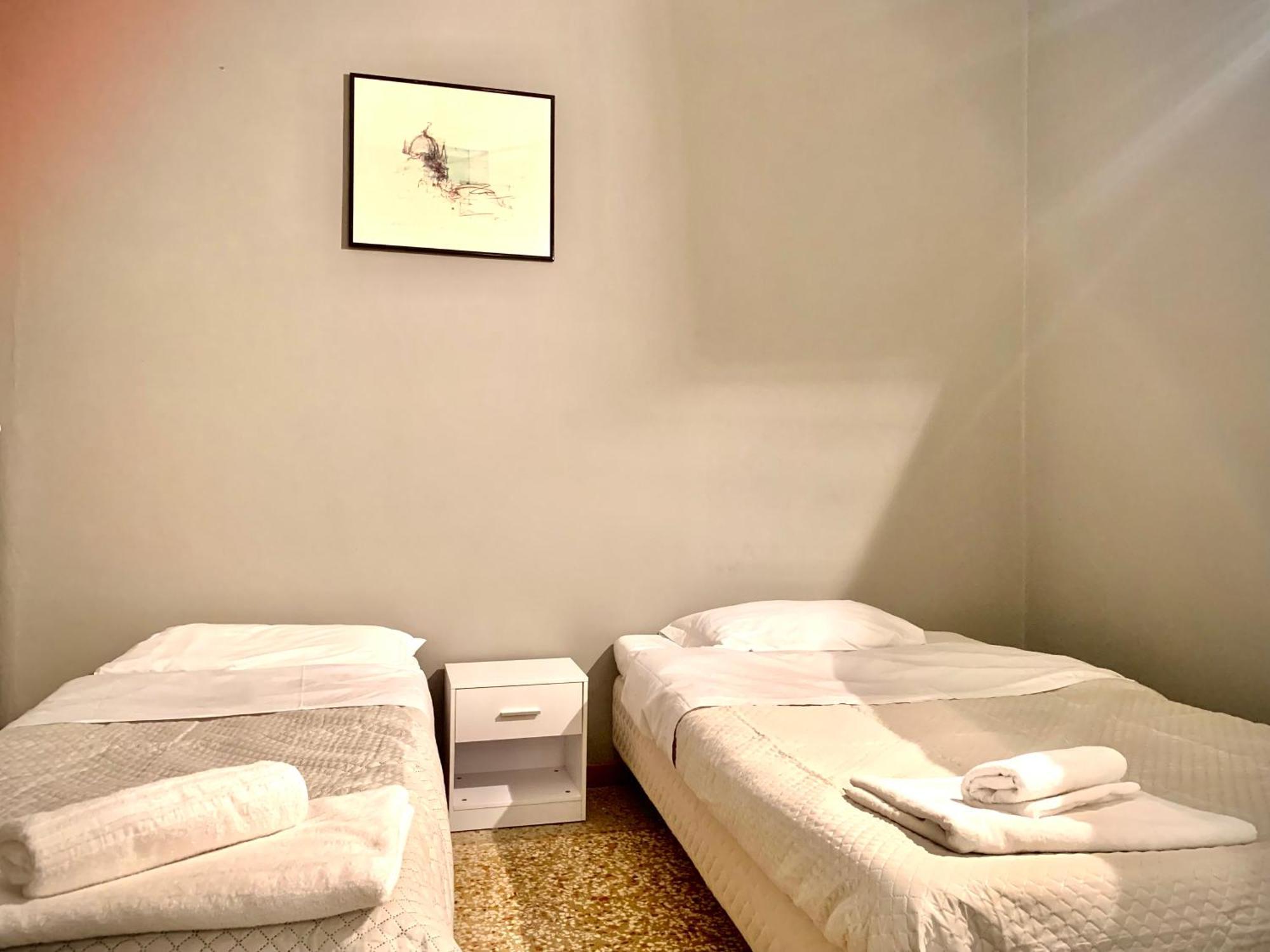 Apartment Odesos Venesia Bagian luar foto