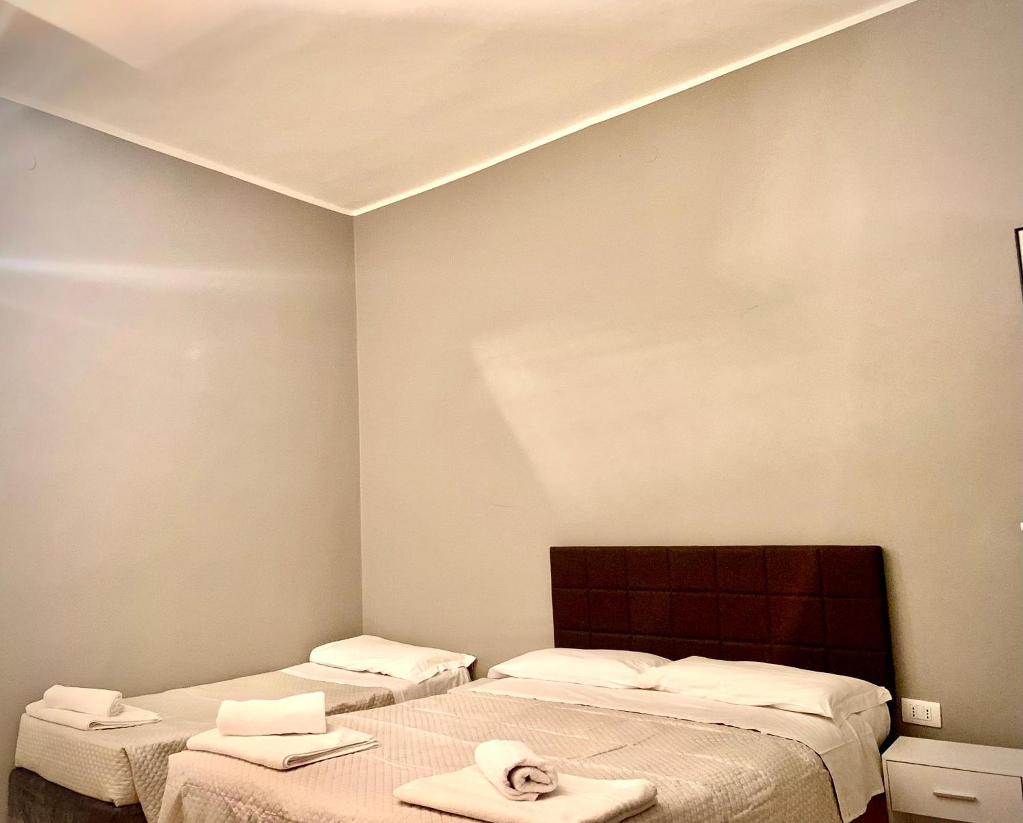 Apartment Odesos Venesia Bagian luar foto